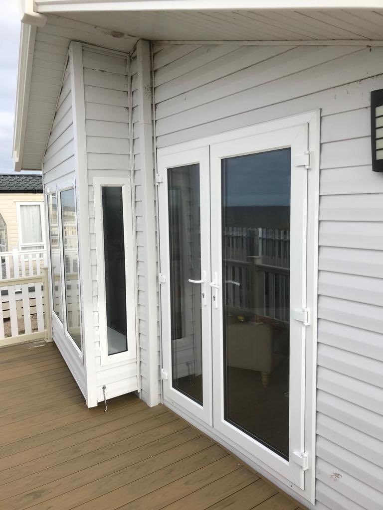 New french double doors fitted this morning on <a href="/SunnyvaleRhyl/">Sunnyvale Holiday Pk</a> on a @WillerbyHH
