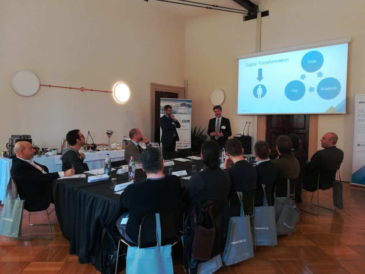 VMware_IT's tweet photo. “Implementare un modello di hybrid cloud garantisce benefici di business prima impensabili. E i service provider sono fondamentali in questo processo di innovazione”. @LZerminiani interviene all’evento @IDCItaly e @brennercom #MulticloudInnovation https://t.co/XqBndpvwqF