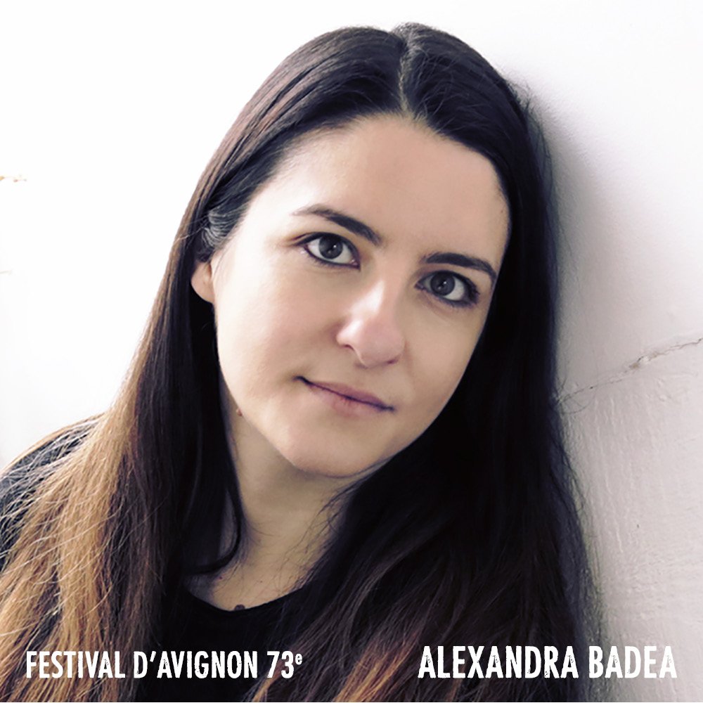 FestivalAvignon's tweet photo. [#FDA19 | PROGRAMMATION] Points de non-retour [Quai de Seine] @Alexbadea123 «Écrire du dialogue aujourd’hui, c’est aussi politique.» @LArcheEditeur #BenoitXII 5/12 JUIL @FestivalAvignon #theatre #creation https://t.co/ka0CnAoYb2