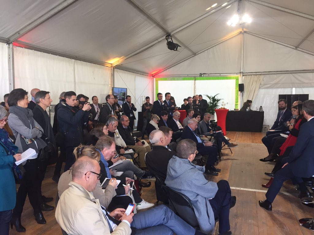 brainsto's tweet photo. 🚌 Après le #MIA tour,  place à la conférence de presse des partenaires de l’expérimentation #MIAmobilite #RP https://t.co/xhIcKkuLRJ
