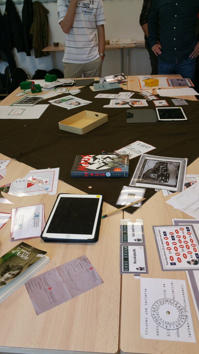 VincentBeatrix's tweet photo. #Escapegame les éclaireurs proposé par @canope_34 à #CapNumOc 🙆👏🏅🔐🔑🔓
@DANEMontpellier @ScapEdu https://t.co/JjQWo6AKS2
