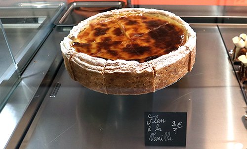 RightAndHype's tweet photo. Savez-vous que le meilleur flan vanille parisien ... est à Colombes https://t.co/NCOEu0ufgb https://t.co/JTGUsXCRRE