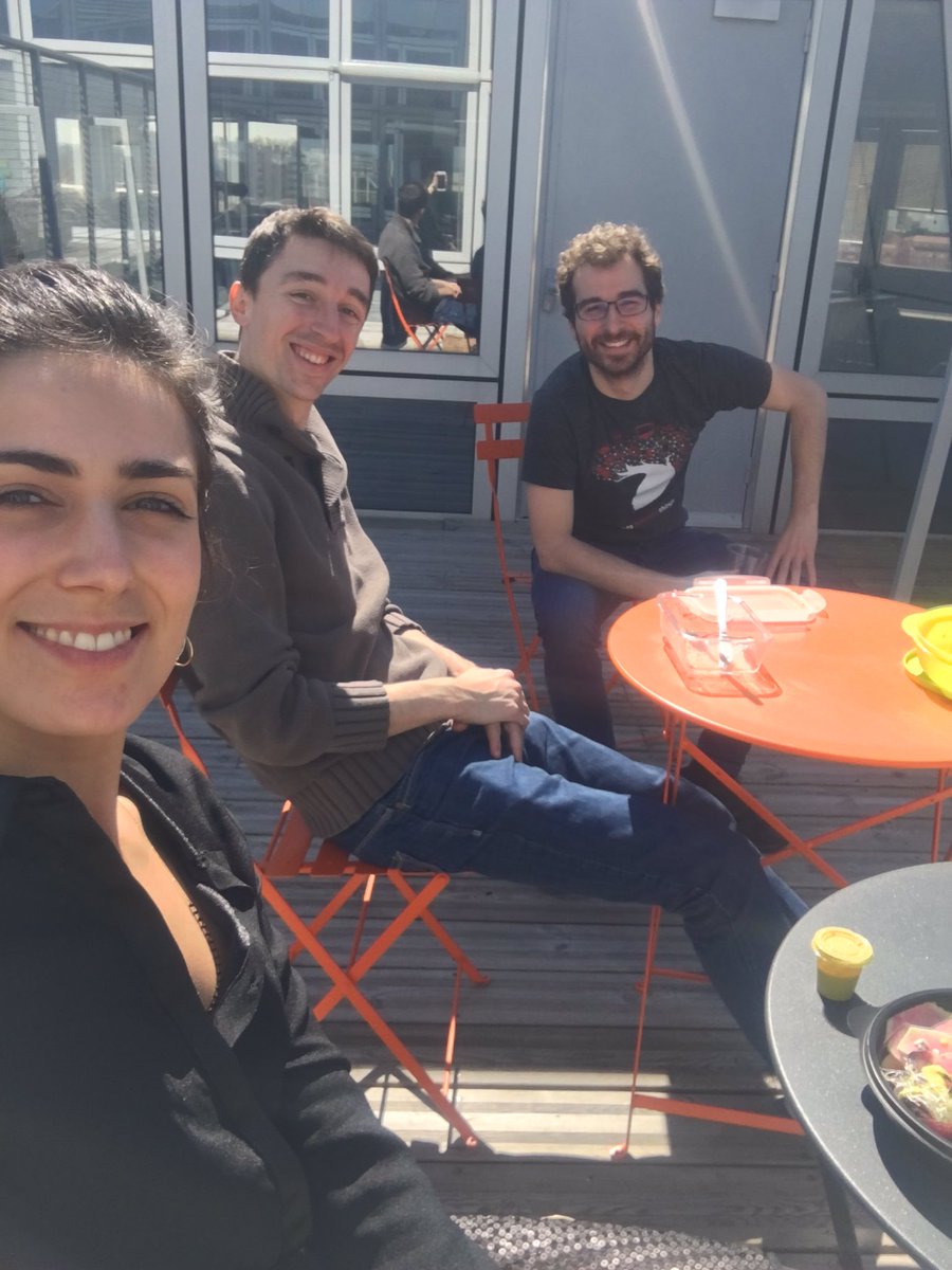 DelphineMoreno_'s tweet photo. Pause dej à l’ #incubateur @Ionis361_Tlse sur la terrasse au soleil ☀️ Avec les #entrepreneurs @mytriplan et @energy.onl https://t.co/LGn0udhY2l