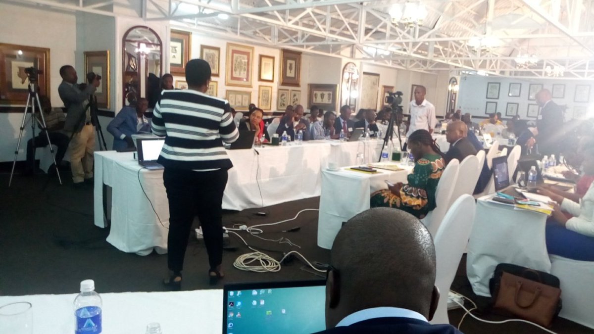 chikumbut's tweet photo. @kaulemj if we juxtapose the debt levels against the people's living conditions, we do not see why we borrowed funds in the first place @ZIMCODD1 @MudzvitiJanet @tafara_chiremba @PRFTZim #DebtandDevelopment #ourresourcesourfuture https://t.co/XcdWpLhkSv
