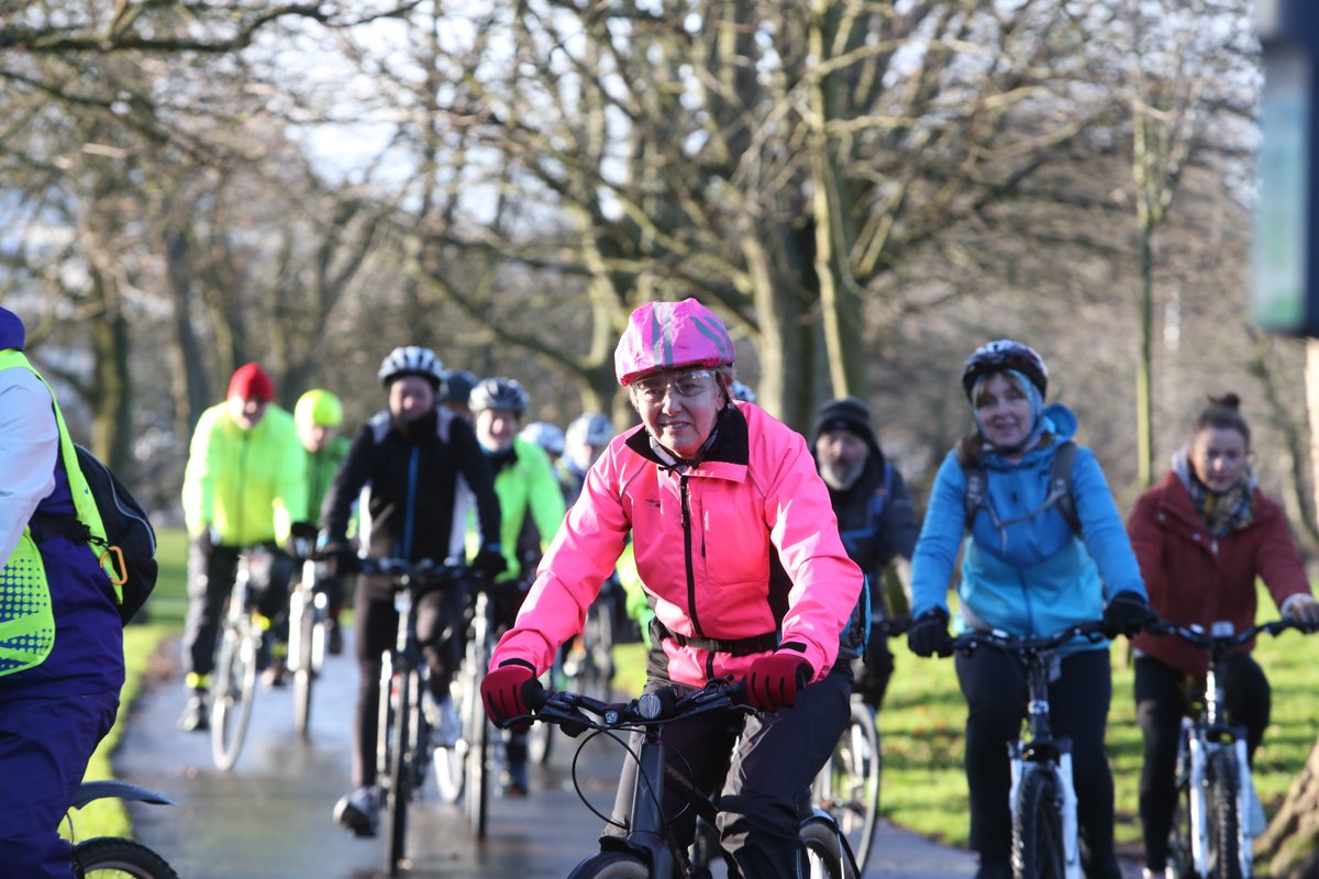 BTS_BNM's tweet photo. Cycling is an effective way to reduce traffic congestion, raise your activity levels and see the sights of your area in Lanark and Rutherglen! Check your map, plan a route and to tap Beat Boxes as you go! Remember to wear a cycle helmet. https://t.co/kxNvH7SJBV