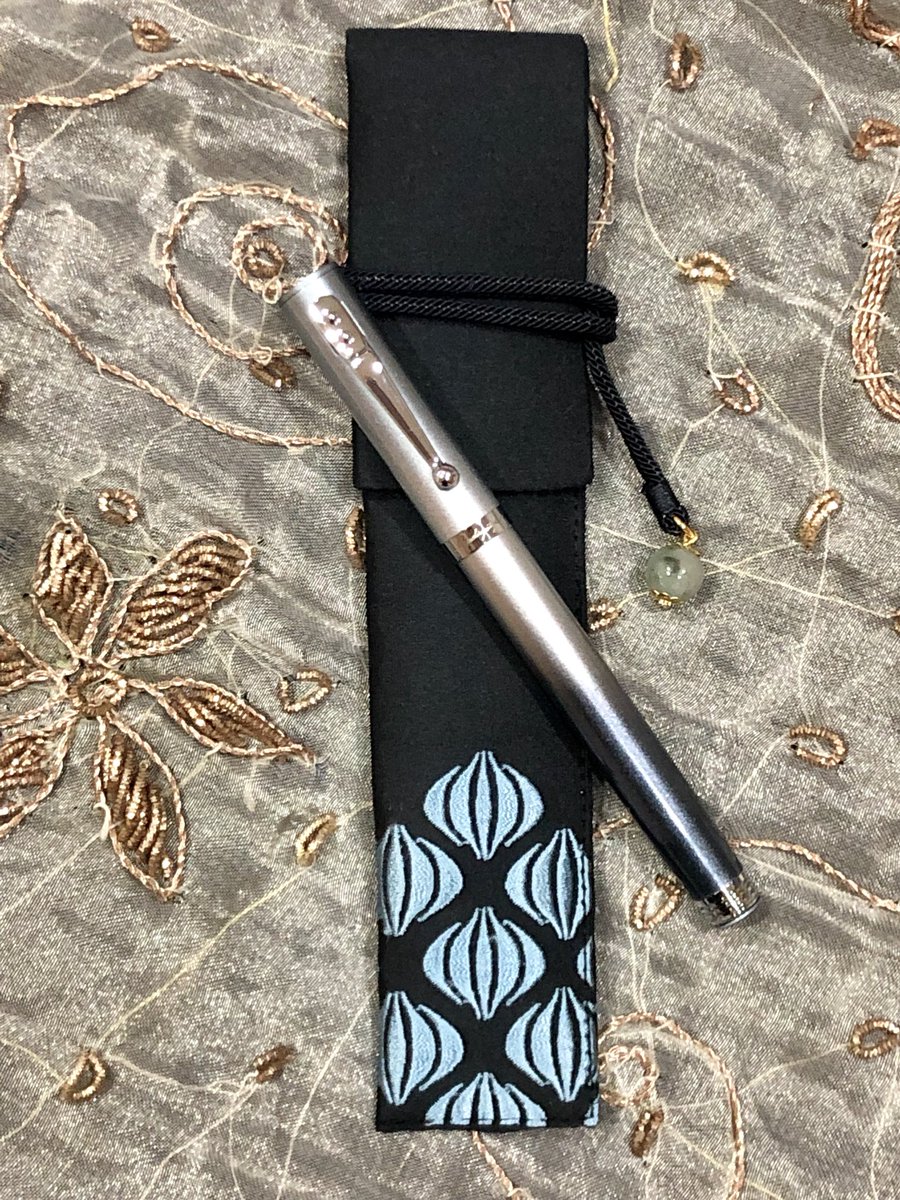 YaChingLai2's tweet photo. Regular edition new neon colors. We are ready!
#glassnib #yachingstyle #glassnibfounainpen #ヤーチンスタイル #ヤーチンスタイルのガラスペン #gemcolors https://t.co/koaUSwl7vx