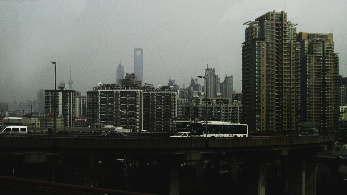 Cubadust's tweet photo. Shanghai. Old picture new edit. https://t.co/3CqPeuhYpD
