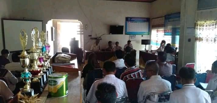 ElmisarSt's tweet photo. Sosialisasi Perwako thn 2019 kecamatan hamparan rawang utk mempercepat pencairan dana desa
#Bhaktipendampingdesa 
#ManfaatDanaDesa 
@TPPI_JAMBI 
@tppisungaipenuh https://t.co/QTFSFo1nqt