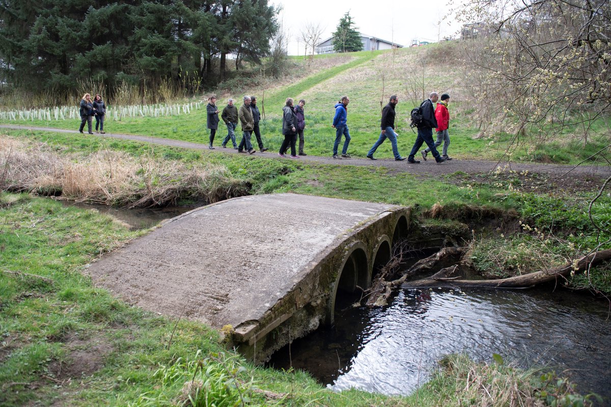 walking_scot's tweet image. Great day yesterday when our #ActiveEnvironments team took our friends from @nature_scot Place-making for People and Nature and Recreation and Outdoor Access Teams on a tour of the National Path Demonstration Site at @SRUC Oatridge.
#EverydayWalking #SharingBestPractice