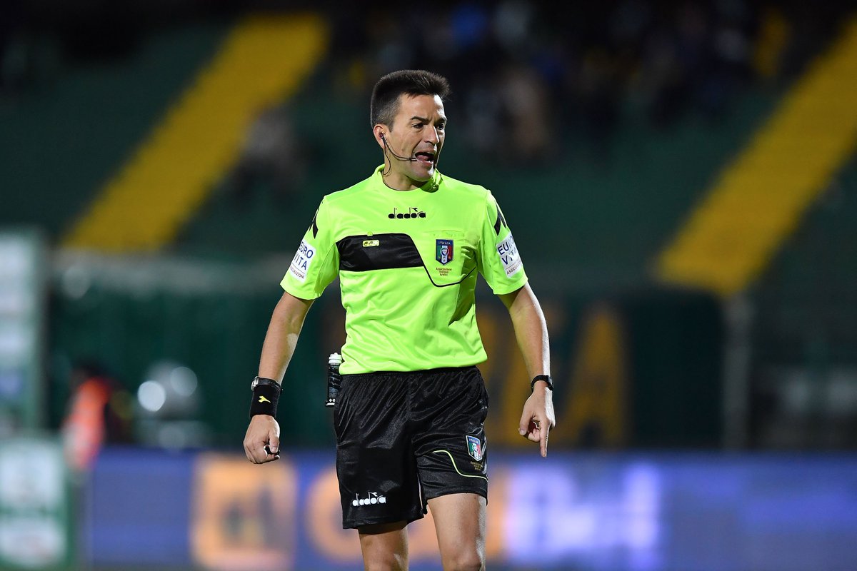 ascittadella73's tweet photo. 🗣 Antonio Rapuano della sezione di Rimini dirigerà il derby del Tombolato tra Cittadella e Padova.
📝 Le designazioni 👉 https://t.co/cGW2z3ryz5
#CitPad #Aia #SerieB https://t.co/b7mP2LJFgs