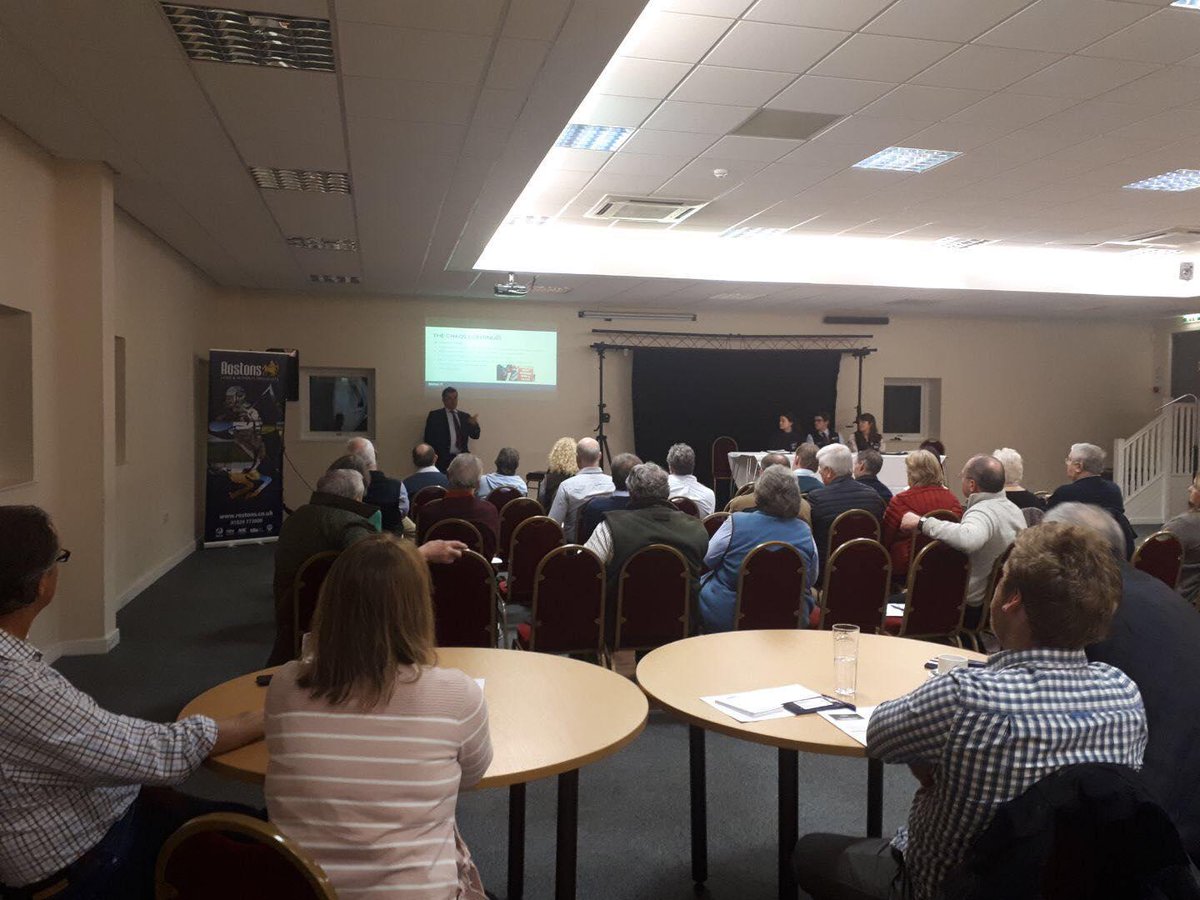 RostonsUK's tweet image. ***ROSTONS RURAL SEMINAR'S TAKE HOME POINTS***

MIND THE FUNDING GAP: BPS is going regardless of Brexit - businesses should prepare now to ensure they aren't caught out.  

THE BREXIT ANSWER: No one knows but another referendum was the least popular answer 
#ruralviews #brexit