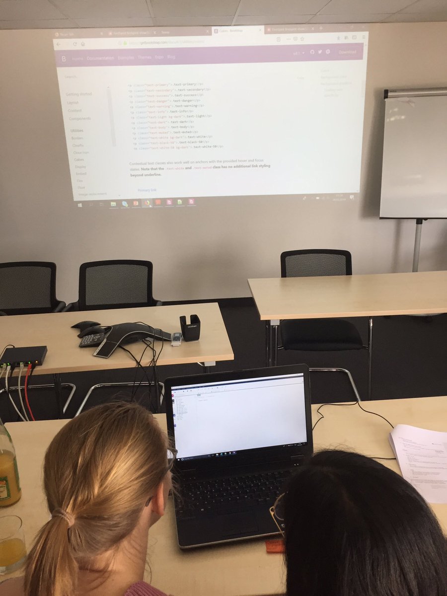 #GirlsDay2019 bei @ARITHNEA und @adessoAG Mit 8 begeisterten It-Girls ;-) eine Website programmieren. #Frauenpower 💪