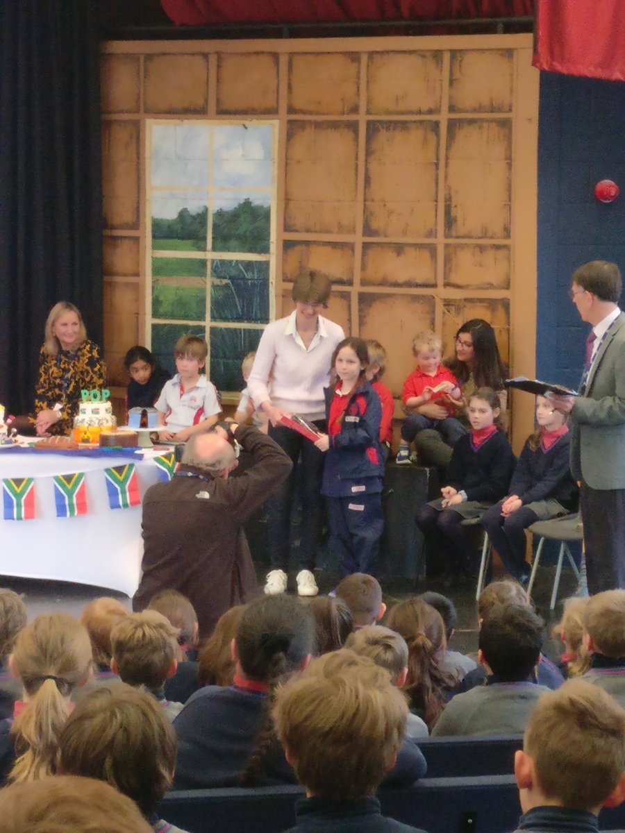 AJToddy02's tweet photo. Our #BakeOff winners overall #mostdelicious #Annabelle and #mostcreative #Eleanor #Poppy #Bravo to you all ๐๐๐๐๐ https://t.co/KLjdcXzxpV
