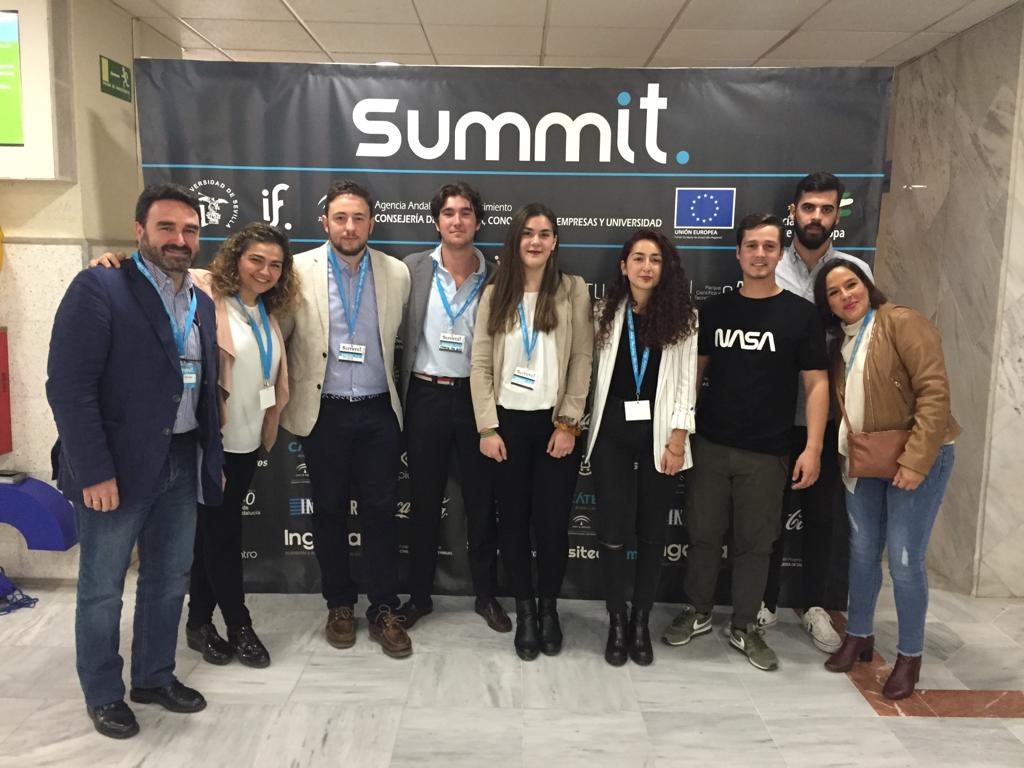 fundacionupo's tweet photo. Packto, Palavilla y Tramitoff ya están defendiendo sus ideas de #negocio en #IdeasFactorySummit, el mayor evento de emprendimiento de Andalucía. 👏👏👏 https://t.co/YuePnmbY2v
