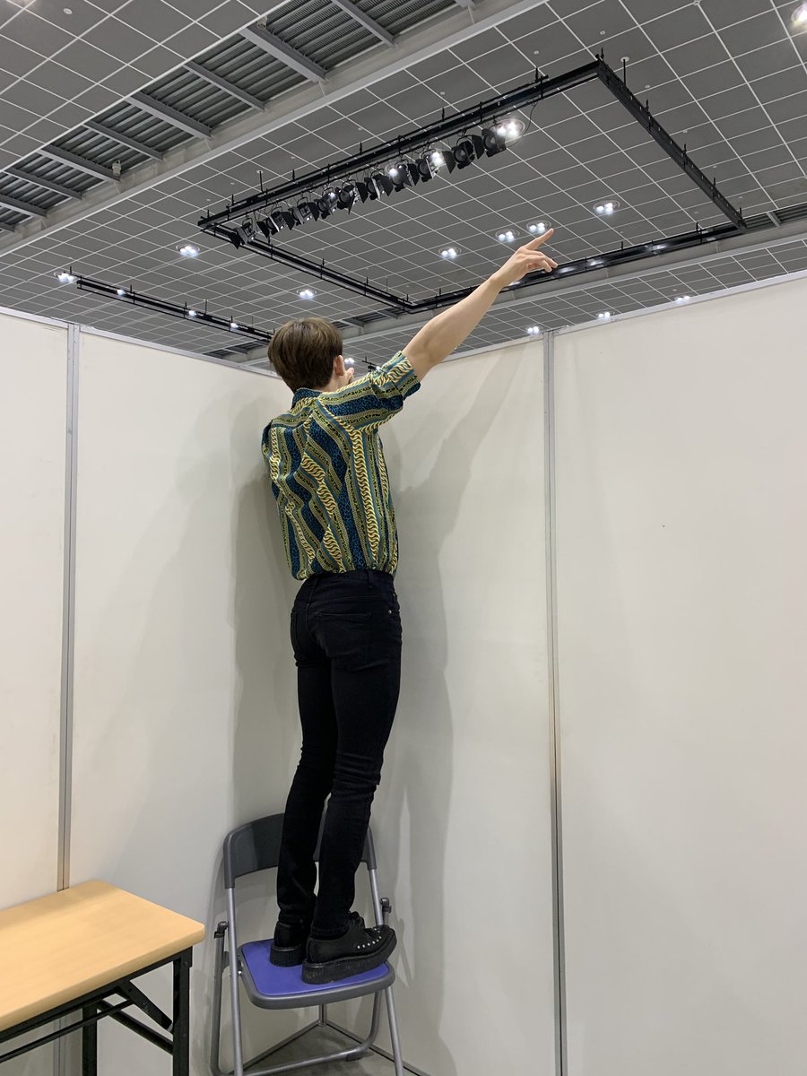 Official_MX_jp's tweet photo. [#MONSTA_X]  
2019.03.28 の #MONSTAX その1
#Shoot_Out_JPN
#20190328高崎ハイタッチ会
休憩中の #ウォノ の部屋
@OfficialMonstaX https://t.co/AhRTGrb7AU