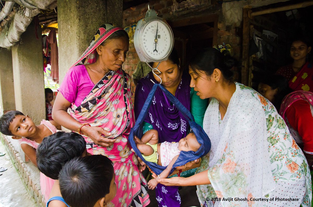 PMNCH's tweet photo. The evidence is clear⇢ investment in quality #midwifery education and training ensures POSITIVE birth experience for women and BEST outcomes for women, newborns and families. Learn more and have your say ⇢ https://t.co/3GOTOAelU1  #HealthForAll #EWECisME https://t.co/MuU8Ij0flS