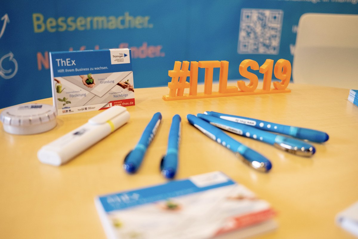 ITnet_TH's tweet photo. Mittagspause bei der #ITLS19 in #Erfurt. 13 Uhr geht es weiter mit spannenden Vorträgen, der Keynote von Dr. Jens Uwe Meyer, der Verleihung des #TOSP19 und dem Ausblick für die #ITLS20. https://t.co/L51KFK9nw6