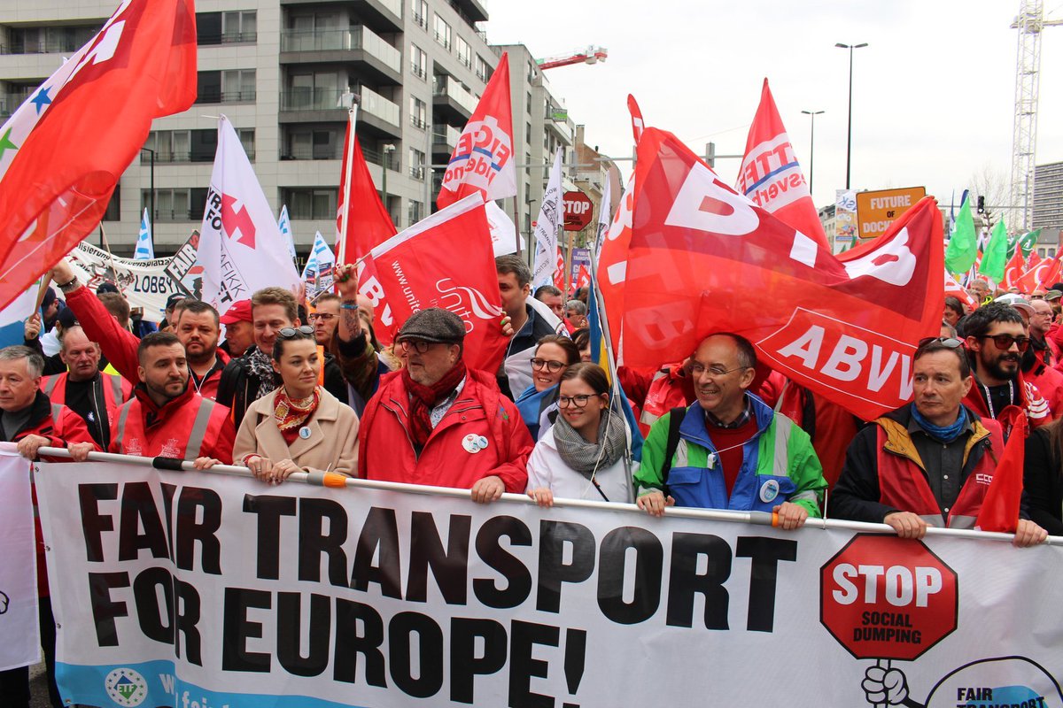 Thousands of transport workers in Brussels to demand #FairTransport. With support from #ITFroad #ITFinspectors #ITFseafarers #ITFdockers #ITFaviation #ITFrailways @RT_com @AJEnglish @SkyTG24