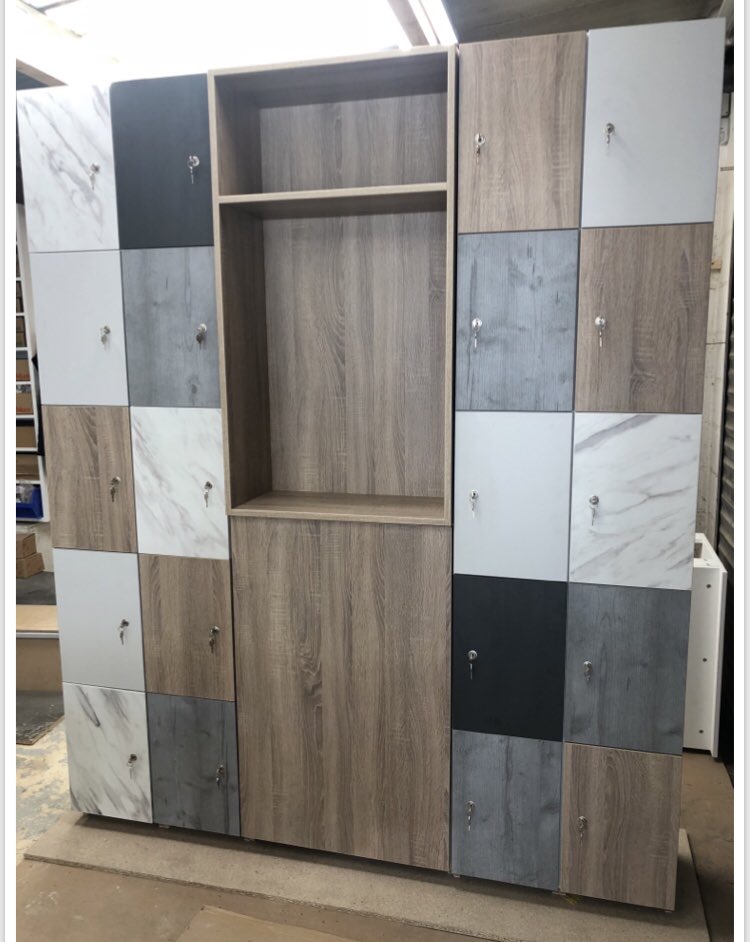 Bespoke lockers made to customer's requirements. With 5 different laminates and individually keyed, these high quality lockers certainly look the part in situ.

Looking for bespoke furniture or panelling for your premises? Get in touch! #readshawinteriors #joinery #cnc #paneling