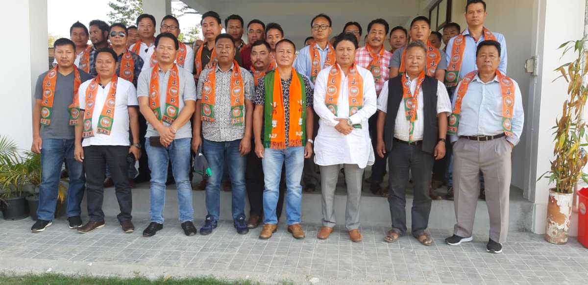 bjp4dimapur's tweet photo. Coordintn Metng of BJP 4th Ghaspani-I Mandal wth all the Unit Presdnts and G.S ws held in the presnce of Hon'ble Minister for PHED, Gvt.of Nagalnd,Shri.Jacob Zhimomi &amp; Ofce Bearers of BJP Dimpr Distrct on 28th Mrch 2019 at Dimpr, Nagalnd 4 the upcming 17th Lok Sabha Election 2019 https://t.co/RScdJBKsFM