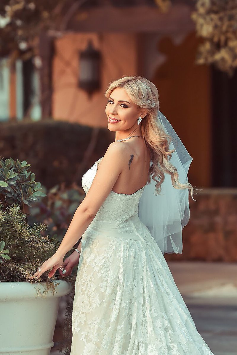 AlexViktoriia's tweet photo. Amazing makeup look for beautiful bride by @AlexViktoriia 👰🏼
#makeupartistcairo #cairomakeupartists #cairobride #internationalmakeupartist #bridemakeupartist #bridestylist #mansourabrides #mansouramakeupartist #makeupartistmansoura #damietta #damiettamakeupartist https://t.co/RWccAQOWu7