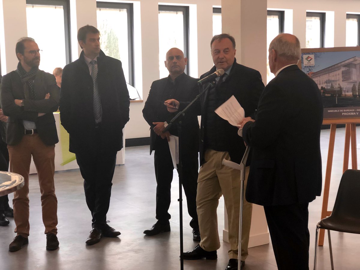 sqy's tweet photo. .@JMFourgous « Sous l’impulsion de #SQY et des promoteurs, ces opérations sont l’occasion pour nous de mettre à niveau notre offre afin de répondre aux nouvelles exigences des entreprises comme le développement durable et le confort de vie des salariés. » #ProximaV https://t.co/O6dcmDwX3K