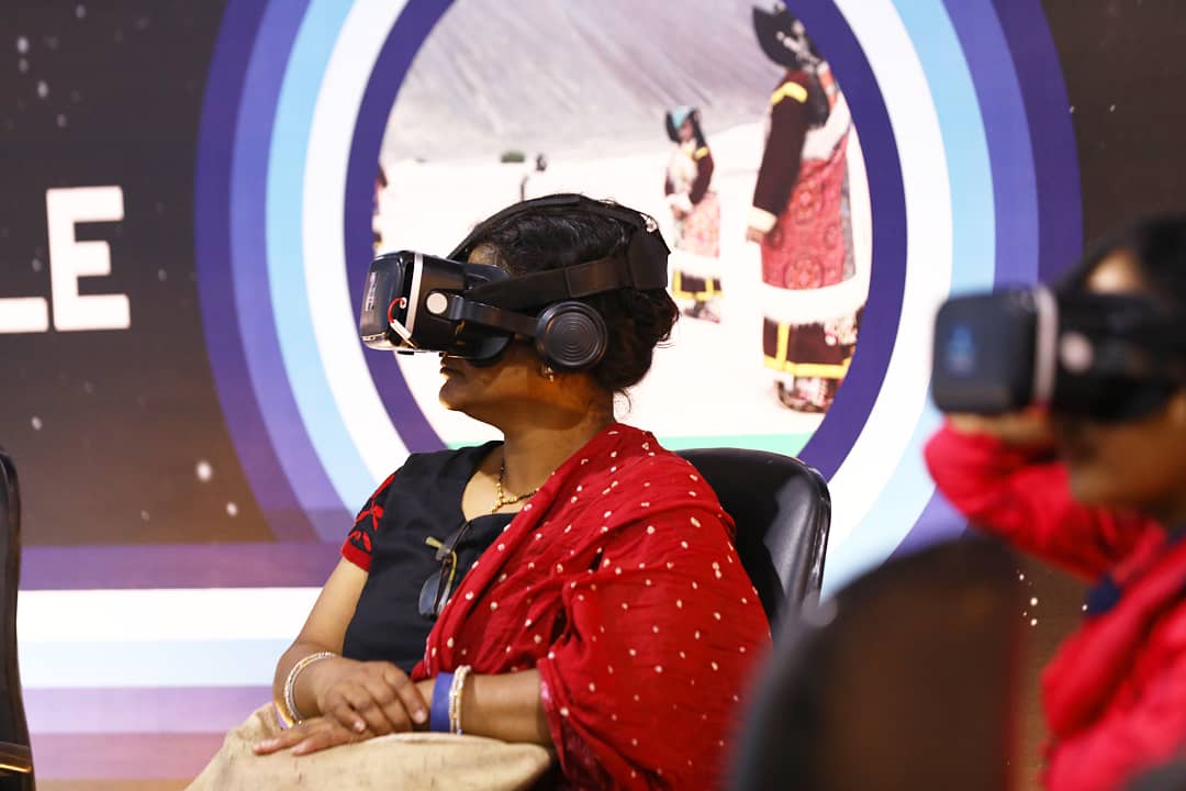 immersionvrfest's tweet photo. India's first International Virtual Reality Film Festival and Conference, Immersion.

We screened a number of immersive films including India's first VR 3D 360 horror short film, Crackle.

Visit https://t.co/xH4znvndJD

#virtualreality #vr #augmentedreality #ar #media #technology https://t.co/j9lhmcOaD7