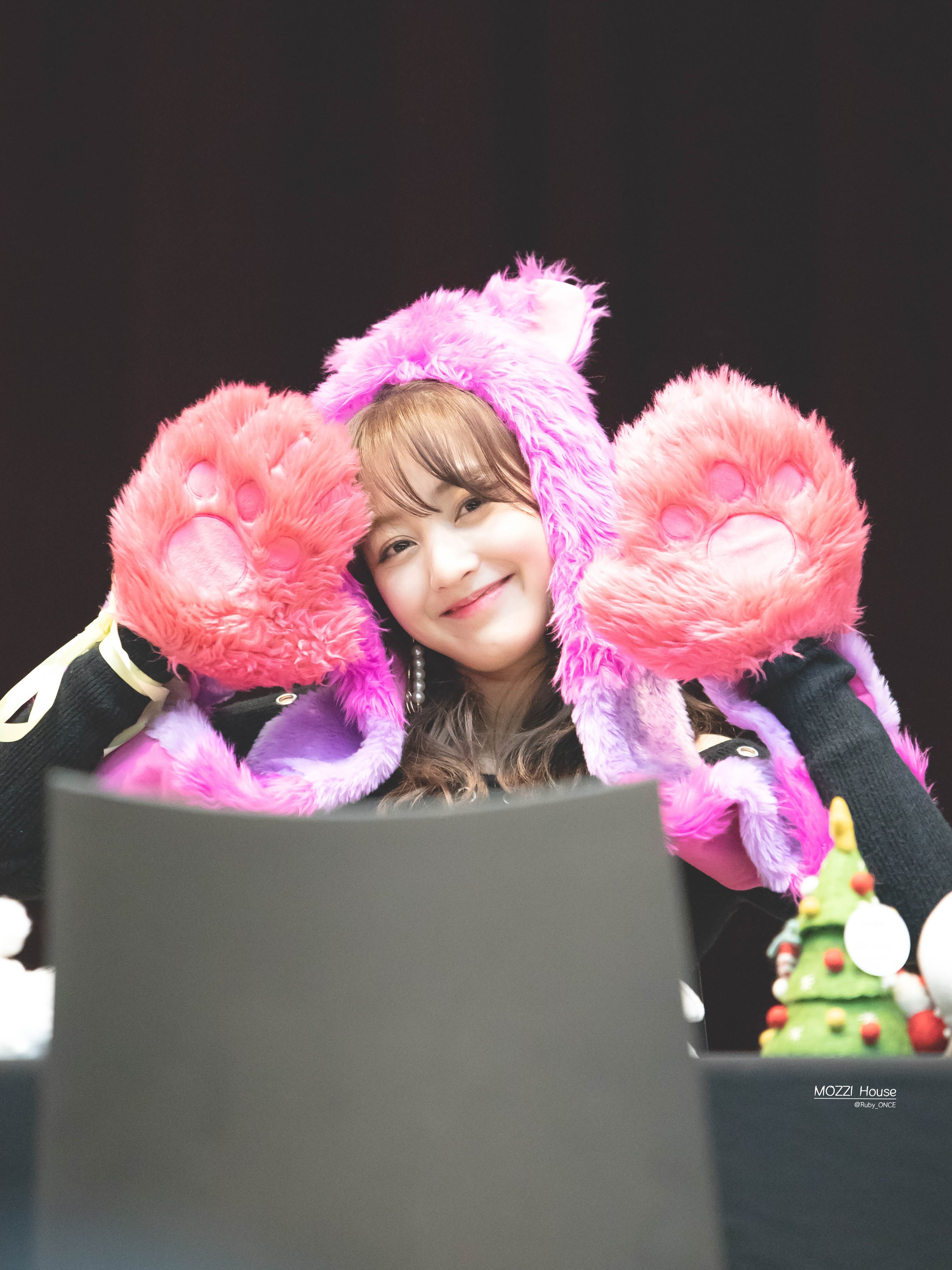 D2vrldmUkAAKNNp.jpg:orig