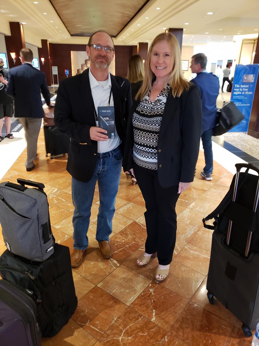 HaloPrograms's tweet photo. Congratulations William Pennington at BOK Financial for winning a smartwatch at our booth! It was great meeting you at the mortgage technology conference. #MBATech19 #MortgageCRM https://t.co/mpJelKxEYr