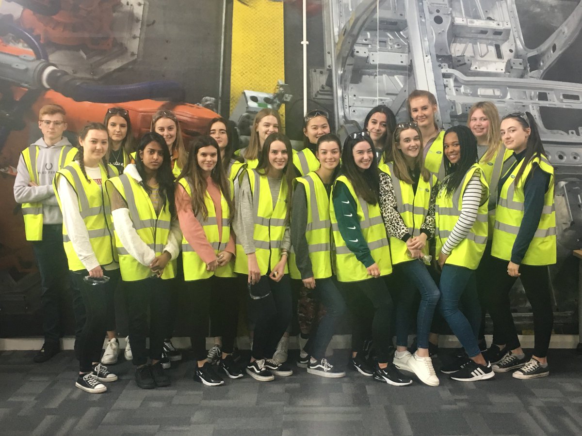 WKGS_BusEc's tweet image. Year 12 visited Jaguar Landrover at Halewood to see Just In Time Production &amp;amp; TQM through Kaizen in practice. A fantastic way of looking at real life production methods and car manufacturing in the UK @JLRHalewood A huge thank you to the fantastic team @JLR_EBPC