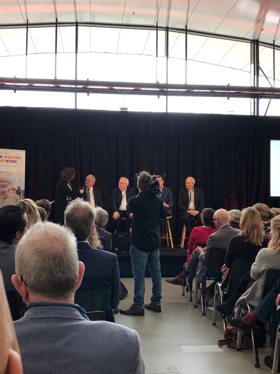 BNanninga's tweet photo. Vandaag aanwezig bij #swvw #iedereenaandeslag congres Samen werken voor werk https://t.co/c0GY15GVgV