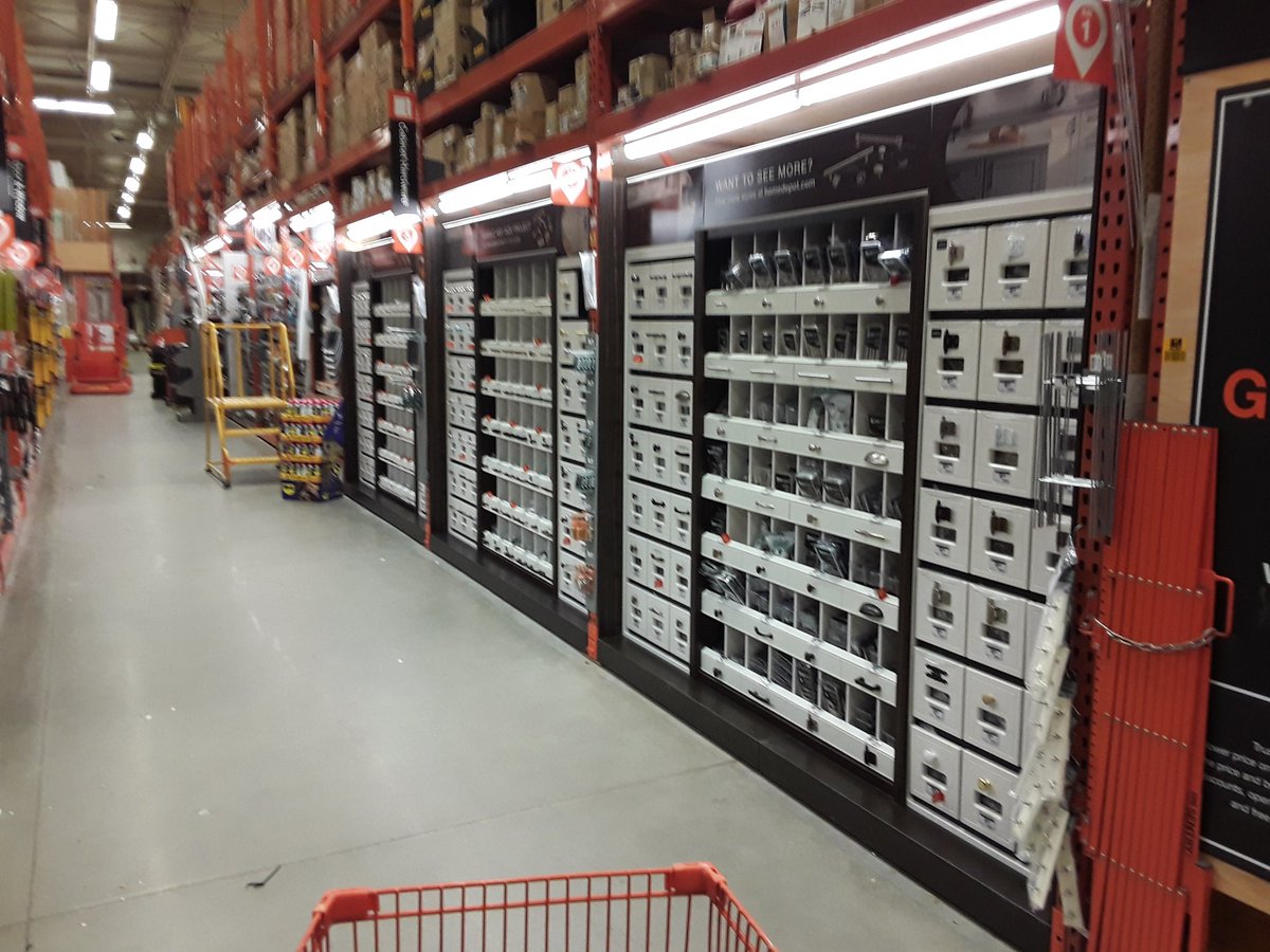 JamesCollins_55's tweet photo. Mike and night team B did an amazing job on my cabinet  pulls! Thanks for everything you guys do! #D53 #phenomenal4407 #MET #OneTeam https://t.co/qQURUqyFyj