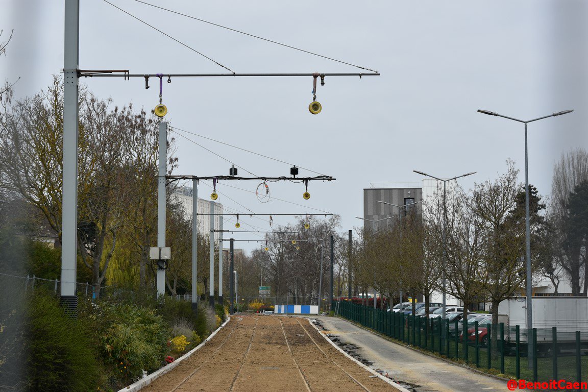 [Tramway] Avancement du projet - Page 15 D2vw16kXgAU9ect