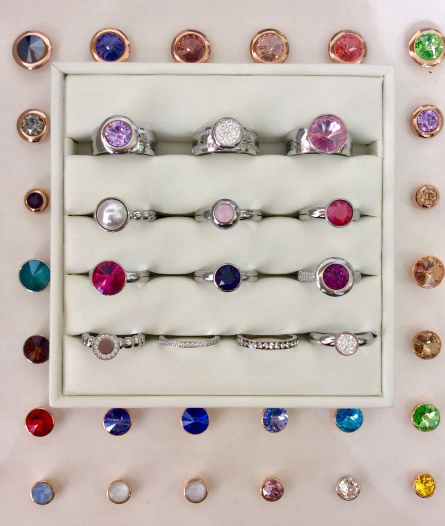 MicallefJewel's tweet photo. 💐💖🛍 Treat your Mum &amp; add a pop of colour this Mother’s Day with these gorgeous interchangeable Qudo rings . Rainbow of colours &amp; variety of colours 💙💚💜💛🧡❤️🖤
#colourful #mothersday #perfectgift #sevenoaks #tonbridge #specialgift #interchangeable https://t.co/7v1CZk5I5x