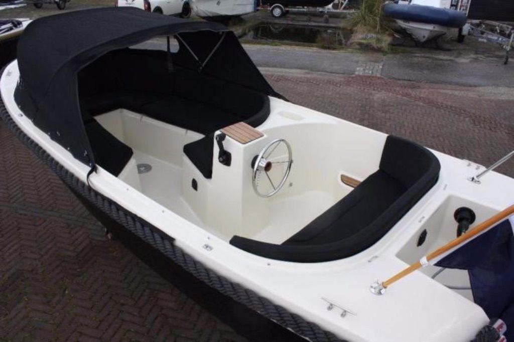 bootkopen_nl's tweet photo. Aangeboden: de Gentle 510; een mooie breede en daarom stabiele conslole boot.
https://t.co/XxRRW4zMwE
#botentekoop #tekoop #motor #boten #varen #sportboot #sloep #sloepen #grachtenboot #vaarseizoen #watersport #hiswa #boottekoop #voorjaar #lente #Hiswa2019 #boot #motorboot https://t.co/15H4AUO7IR