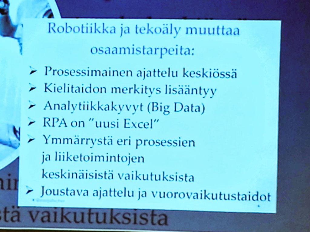Robotiikan ihmeellistä maailmaa avasi meillä <a href="/Markinst/">Marcos</a> @Rastor_Oy @MatuRobo Moni asia ja ammatti on korvattavissa koneella, mutta #vuorovaikutus #tunteet #luovuus ovat ihmisen heiniä jatkossakin. Hyvä niin.
