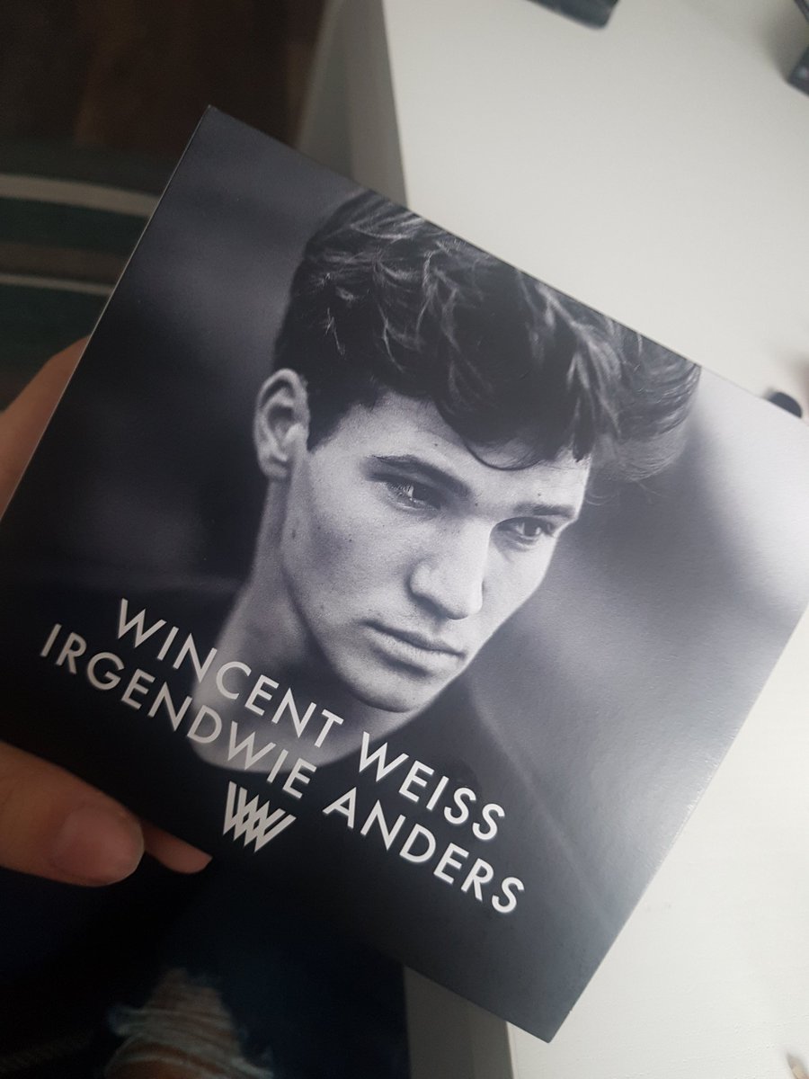 EmelyThesen's tweet photo. Das Album ist so schön geworden.🙏
@Wincent_Weiss https://t.co/fAeXqdTVXk