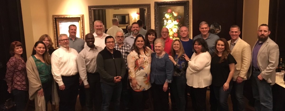 medtechveterans's tweet photo. The @BDandCo North American Service Center's Team of Mentors.  A heartfelt thanks to those @BDandCo Associates that registered &amp; gathered last night with @MVPvets for a program overview, mentoring seminar and appreciation dinner in San Antonio, TX.

#veterans #mentoring #medtech https://t.co/lvA82aE1Qr