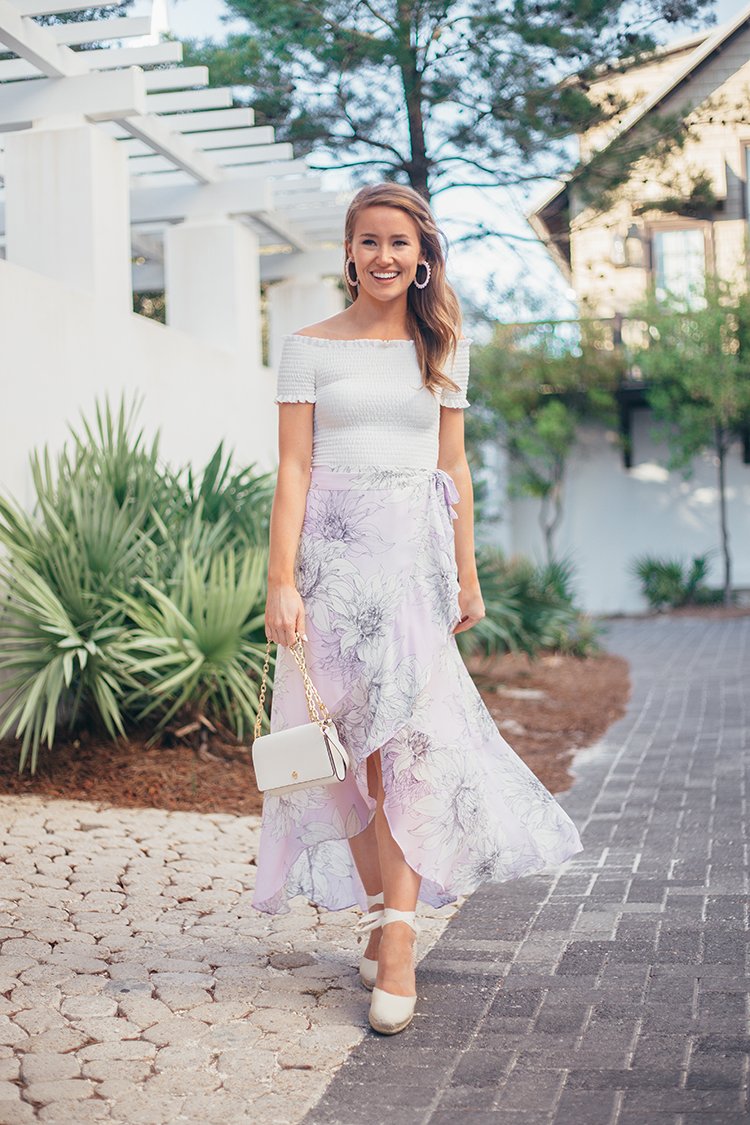 Sharing my favorite destination for 100% exclusive pieces from my favorite brands! (As in, you won't find them anywhere else!) <a href="/Bloomingdales/">Bloomingdale's</a> #ad #bloomingdales

Shop the skirt: bit.ly/2JHXuhY
Read the post: bit.ly/2JKYsKv