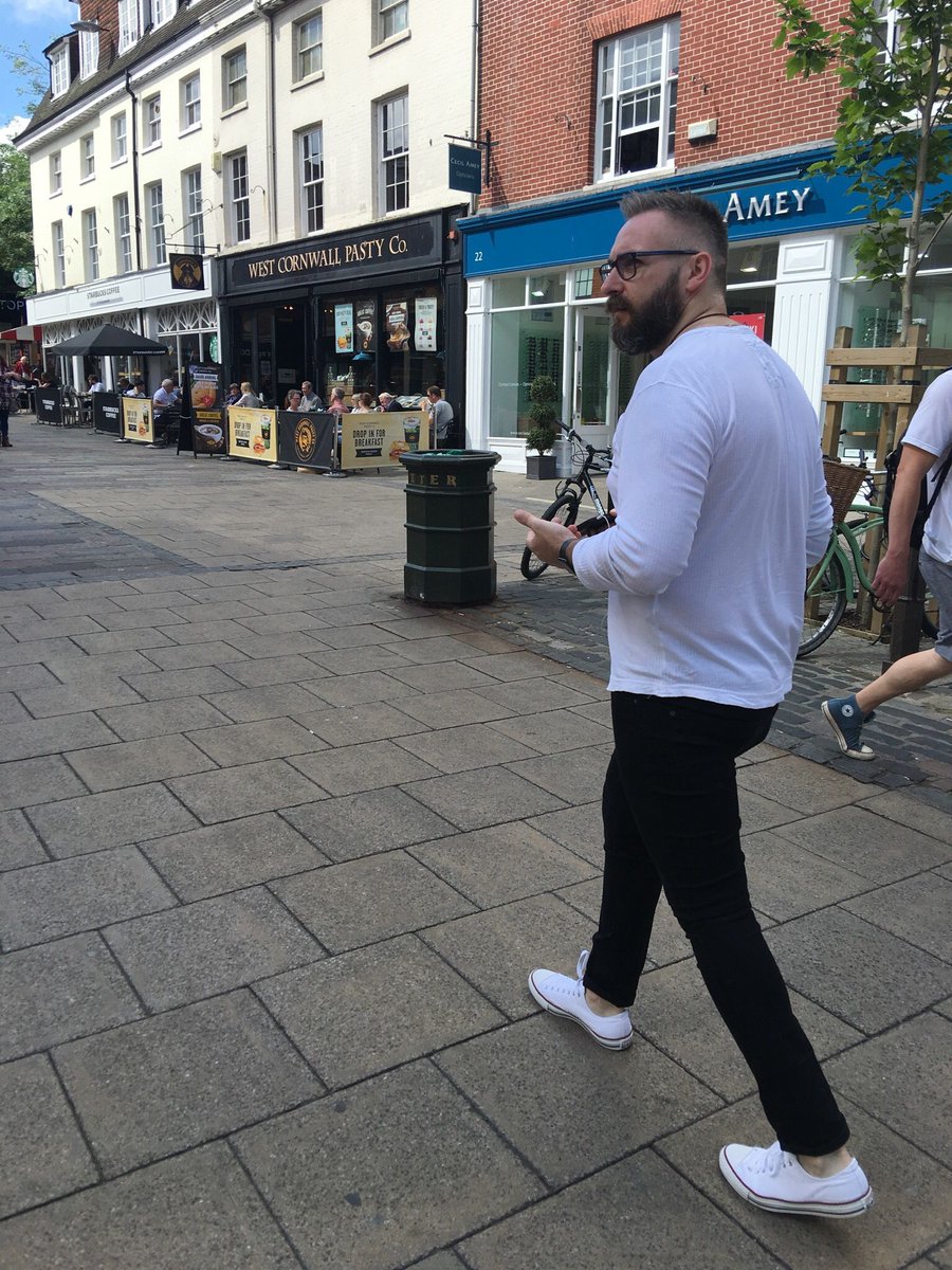 MrSteThompson's tweet photo. "People are unlikely to invest in you, emotionally or financially, if they don’t trust you. How do you engender this positive emotion? Through evidence."
'It all revolves around your Heart Brand' DM me....
#Trust #BIGDaddyPR #Values #Human2Human https://t.co/FYKsCzqE4W