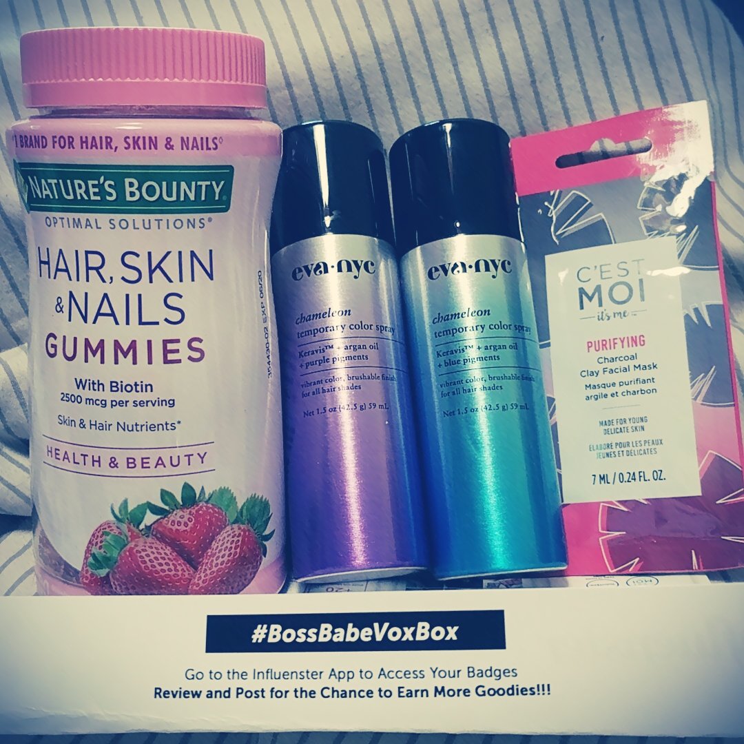 ktsueeee's tweet photo. So excited to check out the products in this #BossBabeVoxBox

*These products were sent to me at no cost for my honest reviews* https://t.co/WwdlTn4CX8