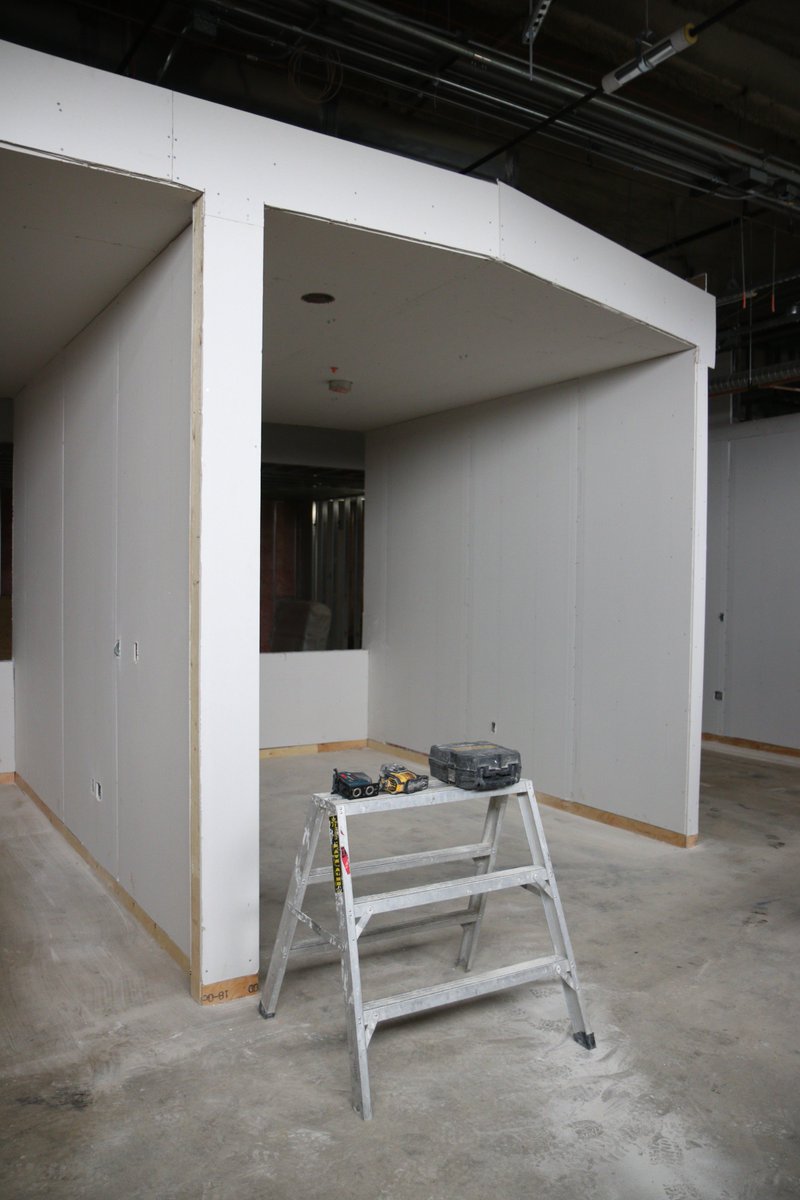 MIP_Hamilton's tweet image. Construction is progressing in our Garage@MIP innovation space! As we count down to @forgemcmaster &amp;amp; @if_hamont moving into their new home, the team from @iramcdonald is creating a dynamic makerspace, open work areas, lounge, offices, and much more. #HamOnt @MIP_Projects