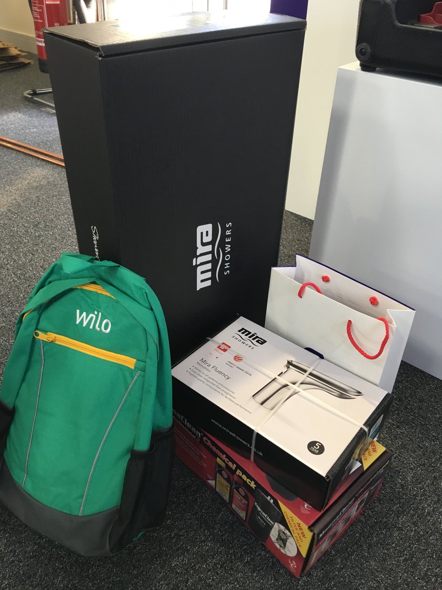 WatersafeUK's tweet photo. A huge congratulations from all at @WatersafeUK to the overall winner of the #HIPAOY19 competitionβ¦ Lewis Blakely from @ColegyCymoedd in #Wales, and well done to all the apprentices taking part in todayβs exciting final - enjoy your prizes! https://t.co/7nKczRI9co