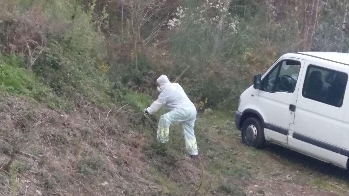 sondolouro's tweet photo. Investíganse os movementos de terras no verquido de lindano de Torneiros https://t.co/U4XaZ7yrgE https://t.co/mENDf6Ce6O