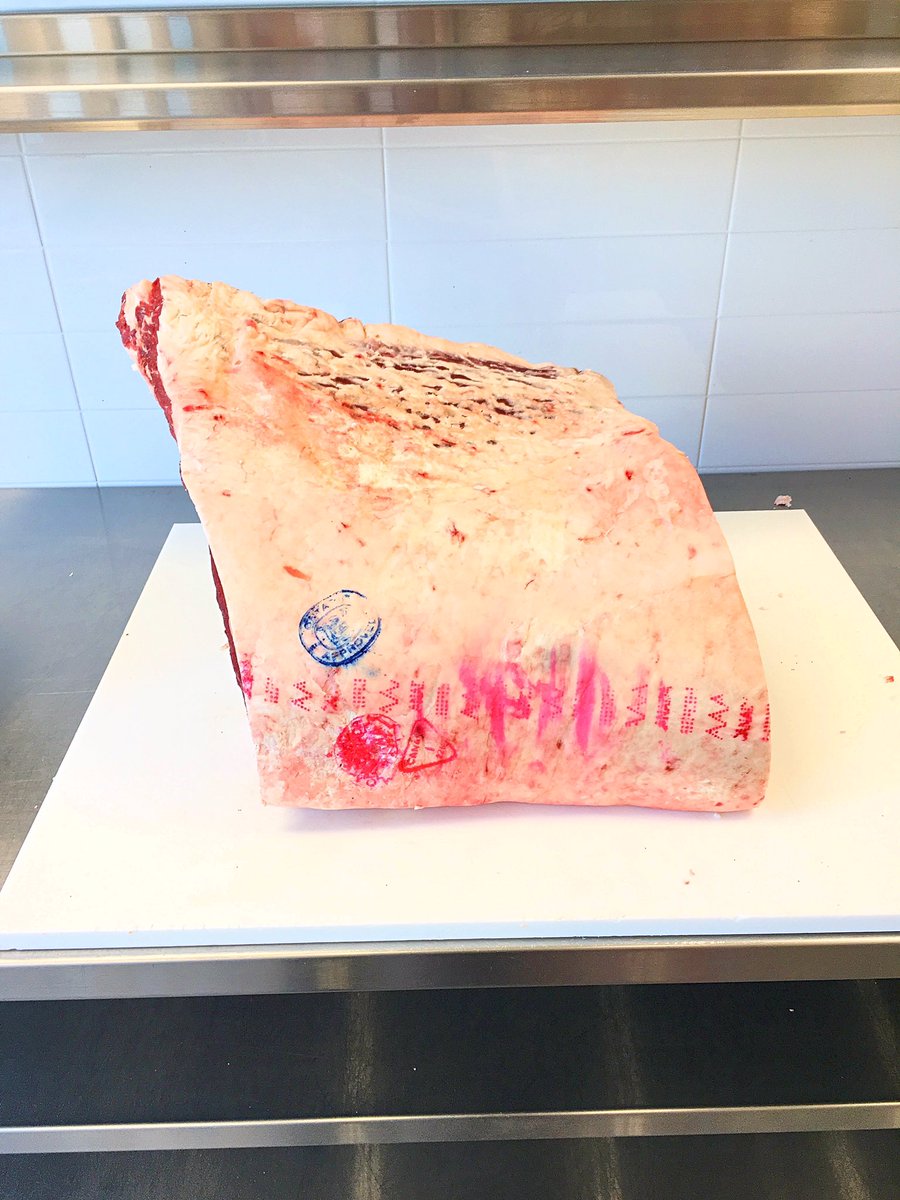 Troy61355587's tweet photo. Through social media I am entering my work to be considered for a spot to represent Canada and Fanshawe College at the World Butchery Challenge in California. So, first up we have a PrimeRib. #wbcteamcanada #canadasbestbutch @wbcteamcanada @fanshawecollege @oimpa @wbcteamccanada https://t.co/LvggUV1Cc6