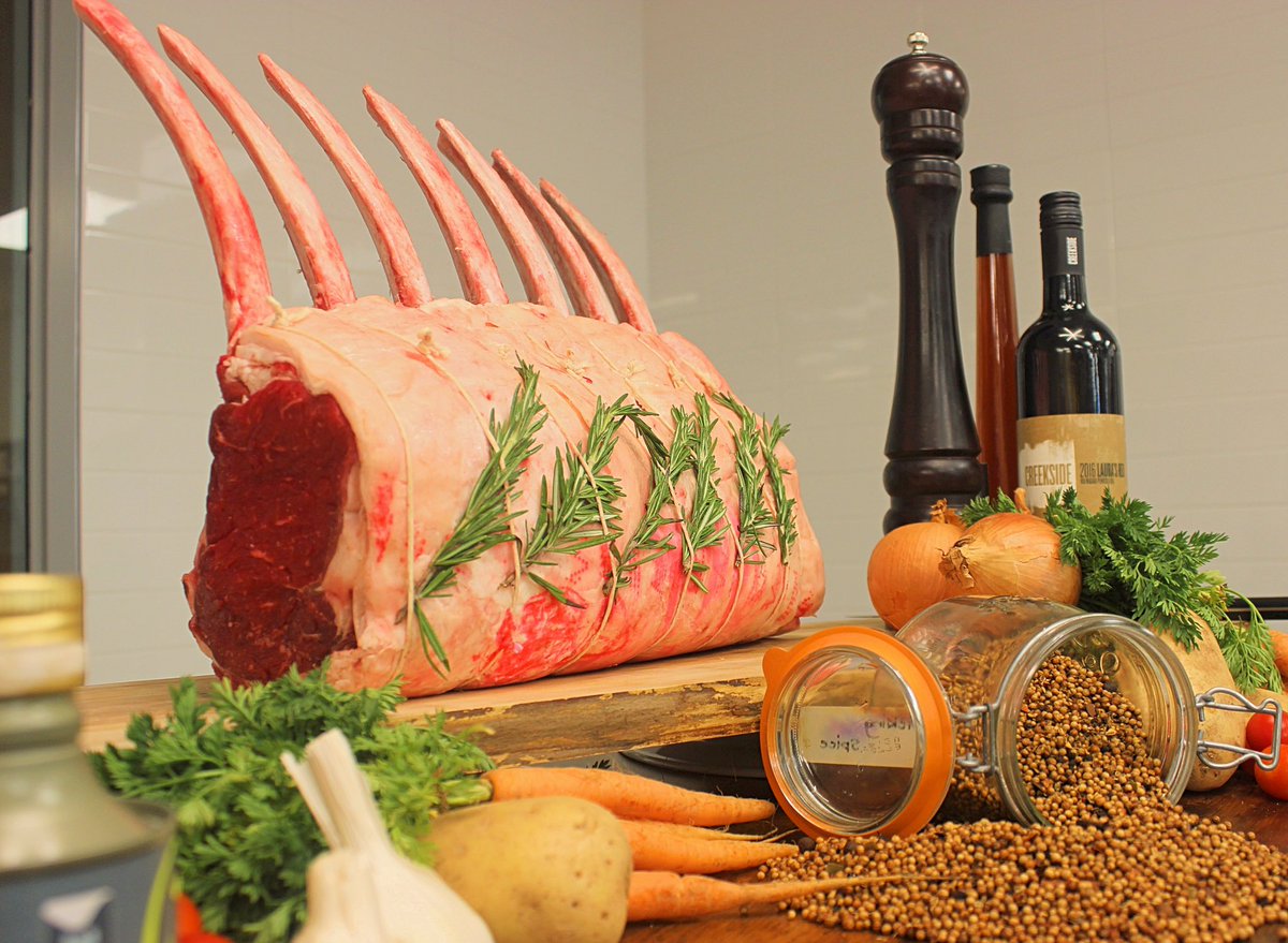 Troy61355587's tweet photo. Through social media I am entering my work to be considered for a spot to represent Canada and Fanshawe College at the World Butchery Challenge in California. So, first up we have a PrimeRib. #wbcteamcanada #canadasbestbutch @wbcteamcanada @fanshawecollege @oimpa @wbcteamccanada https://t.co/LvggUV1Cc6