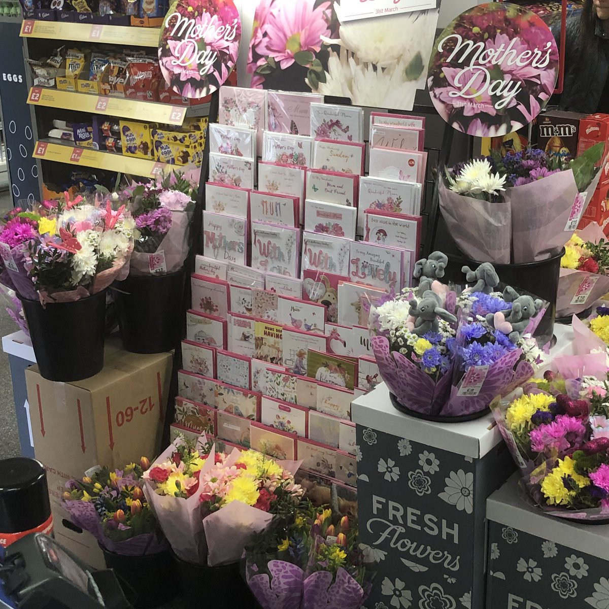 atty1stop's tweet photo. What a fantastic range of beautiful bouquets well done @1StopFranchise 👍🏻👍🏻👍🏻 #Mothersday2019 https://t.co/MBOFaOzhTf