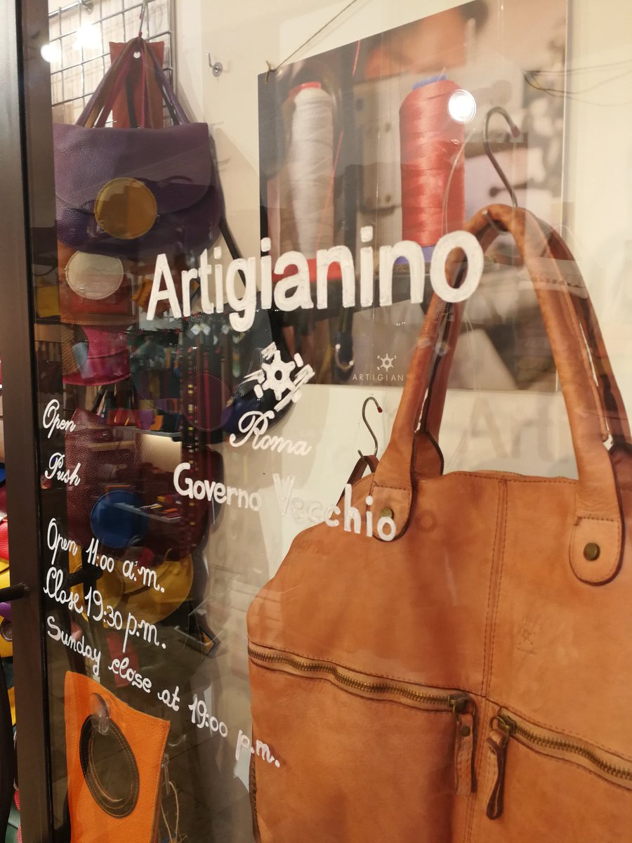 TonyOnFood's tweet photo. Artigianino, one of the better spots for Italian leather shopping in Rome. #NotFoodRelated #LeatherRelated https://t.co/2DRxrLba4k