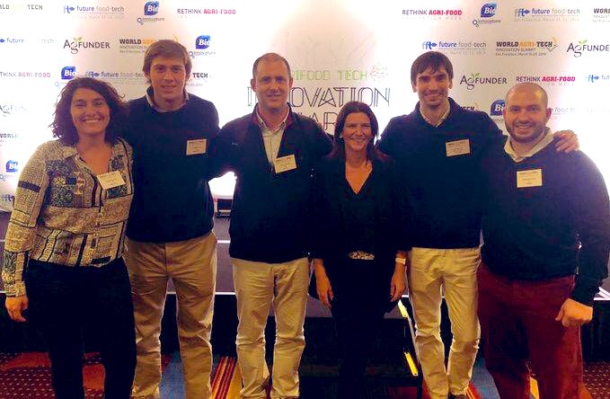 UMInitium's tweet photo. El emprendimiento @muu_uy 🐮🐄 de graduados de @ingenieria_UM 👨🏻🎓y apoyado por #Initium fue seleccionado por @ANDEUruguay para participar del @WorldAgriTech en San Francisco junto a una delegación de emprendedores uruguayos #AgtechUy 🌱🌾🐄🐑 https://t.co/UVaQXHH5K5