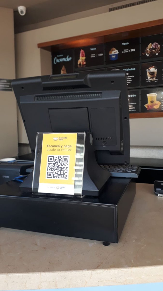 degeronimi's tweet image. Prendimos el Viernes y ya empiezan a llegar fotos de locales usando @mercadopago #qr imprimí el tuyo ya! mercadopago.com.uy/qr-code